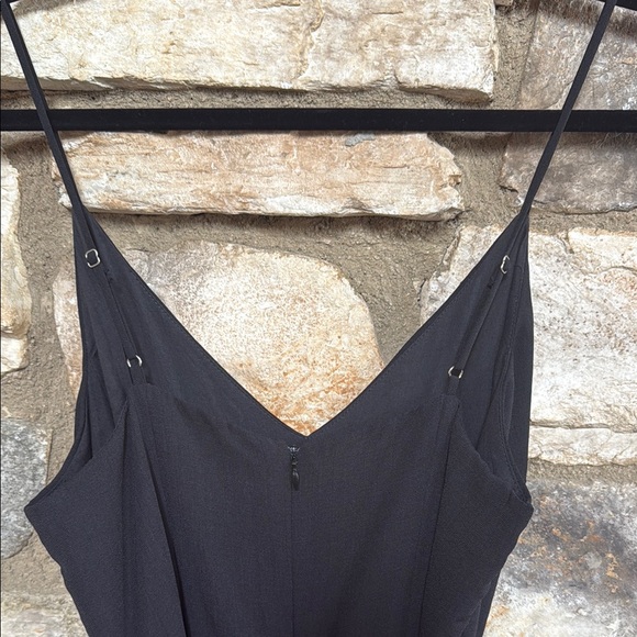 Elegant Black Jumpsuit - Picture 5 of 6